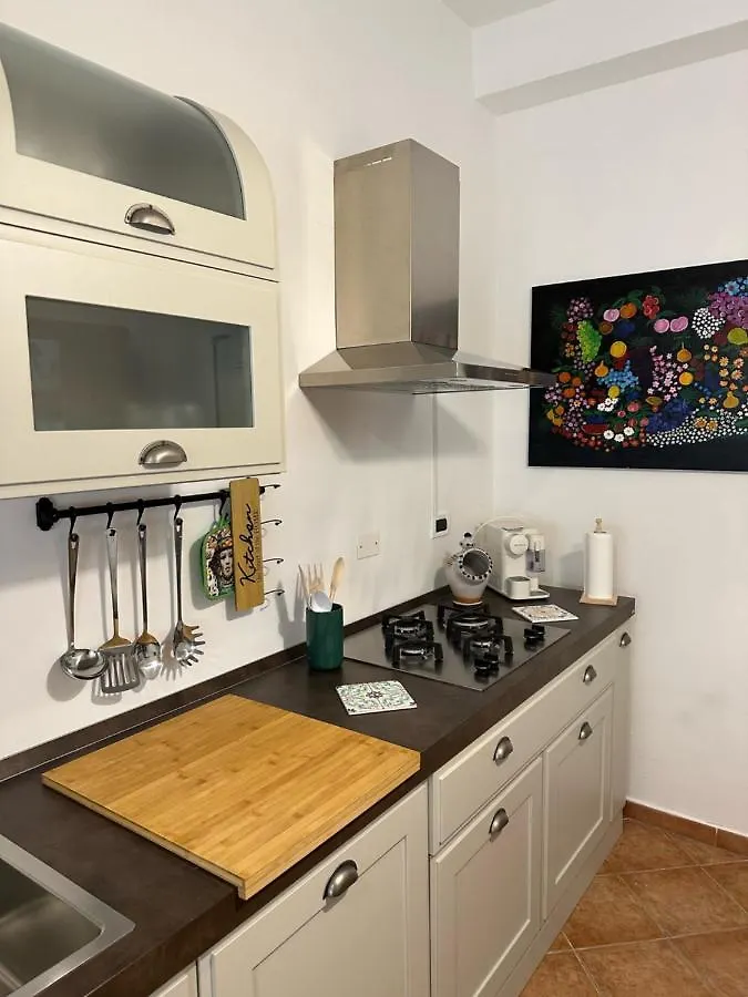 Apartament La Kalsa Di Somavi Palermo 0*,  Włochy