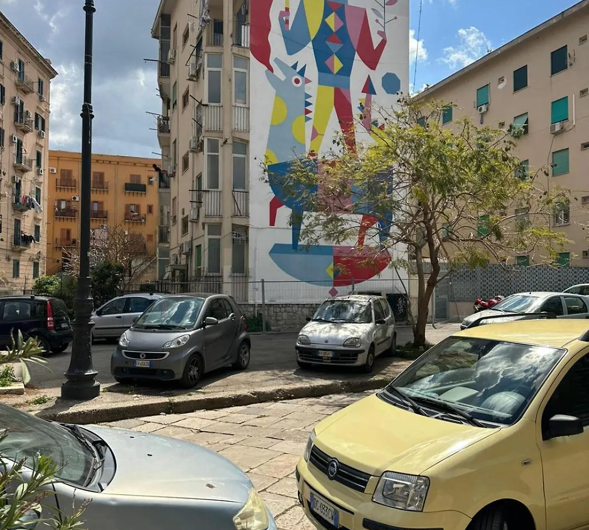 Apartament La Kalsa Di Somavi Palermo 0*,  Włochy