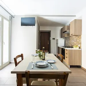  Appartement Meschita Little House