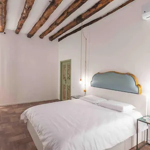 Calderai 82 1 E 2 Apartamento